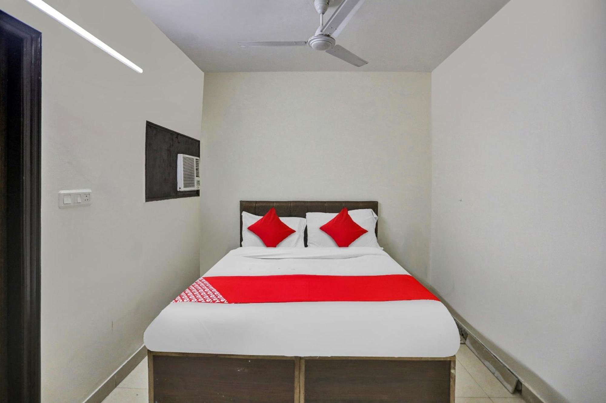 Hotel O Kalkaji Delhi New Delhi Buitenkant foto