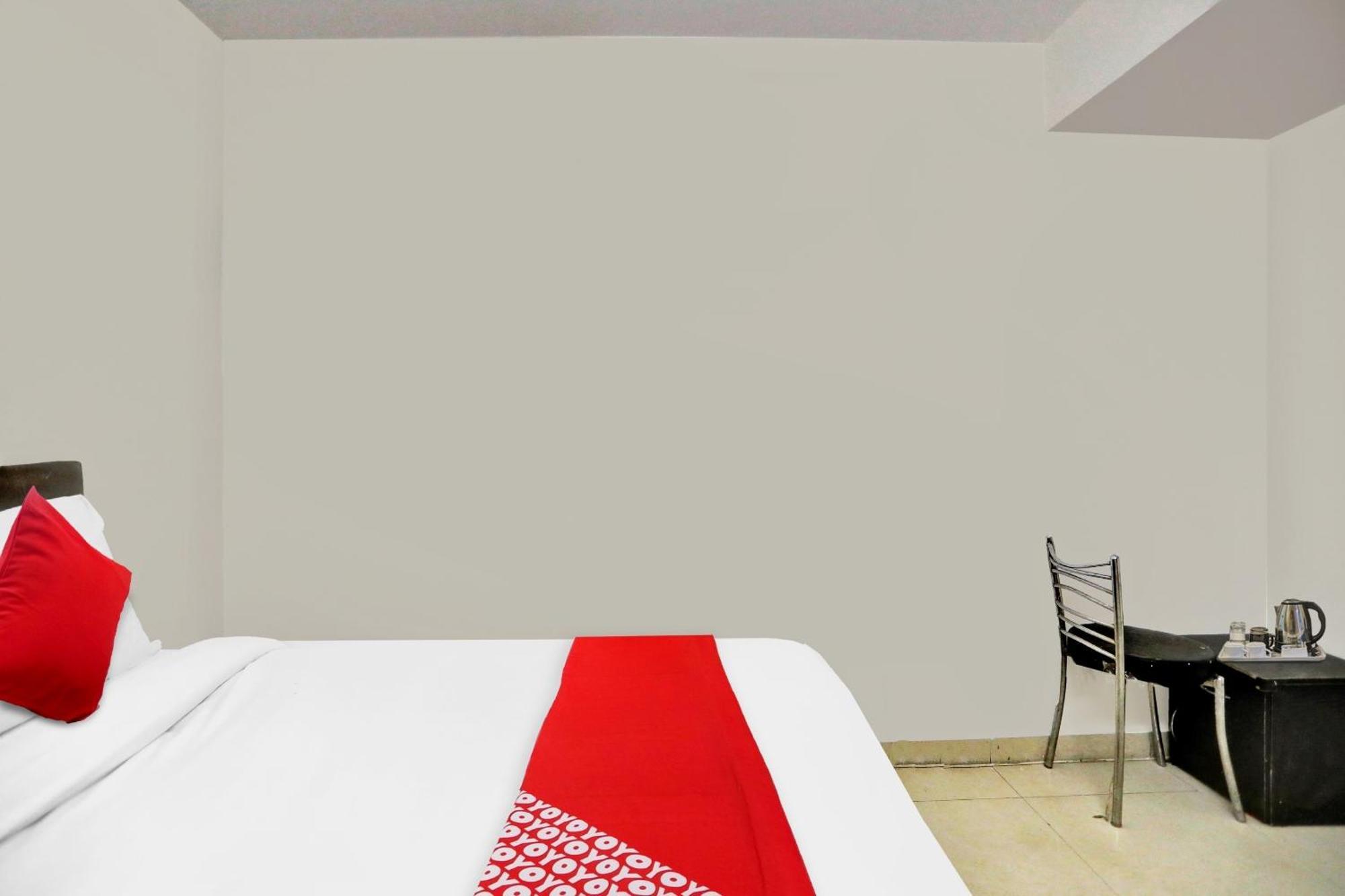 Hotel O Kalkaji Delhi New Delhi Buitenkant foto